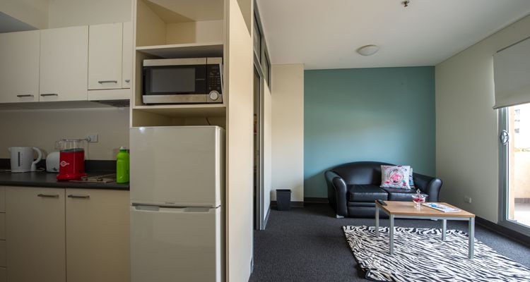 2 Bedroom Deluxe Share with Balcony — photo 3