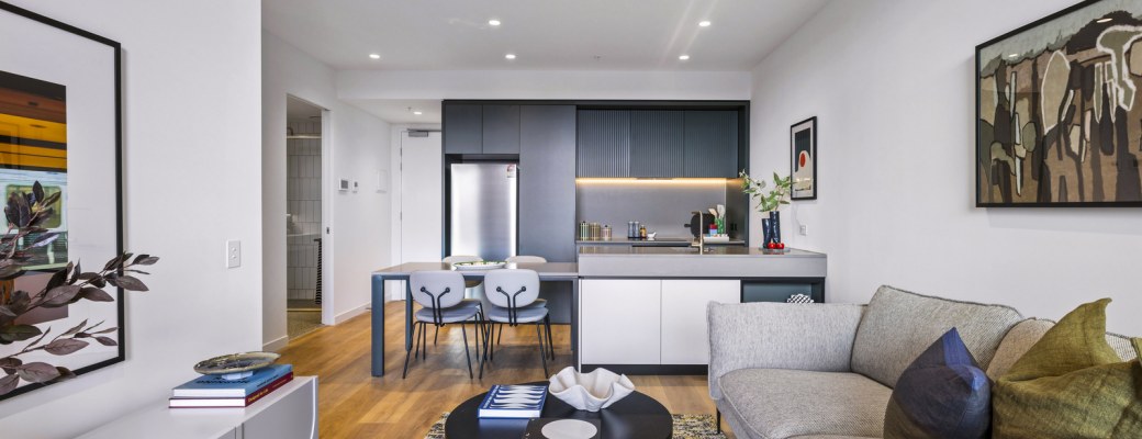 1 bedroom with furniture package — photo 2
