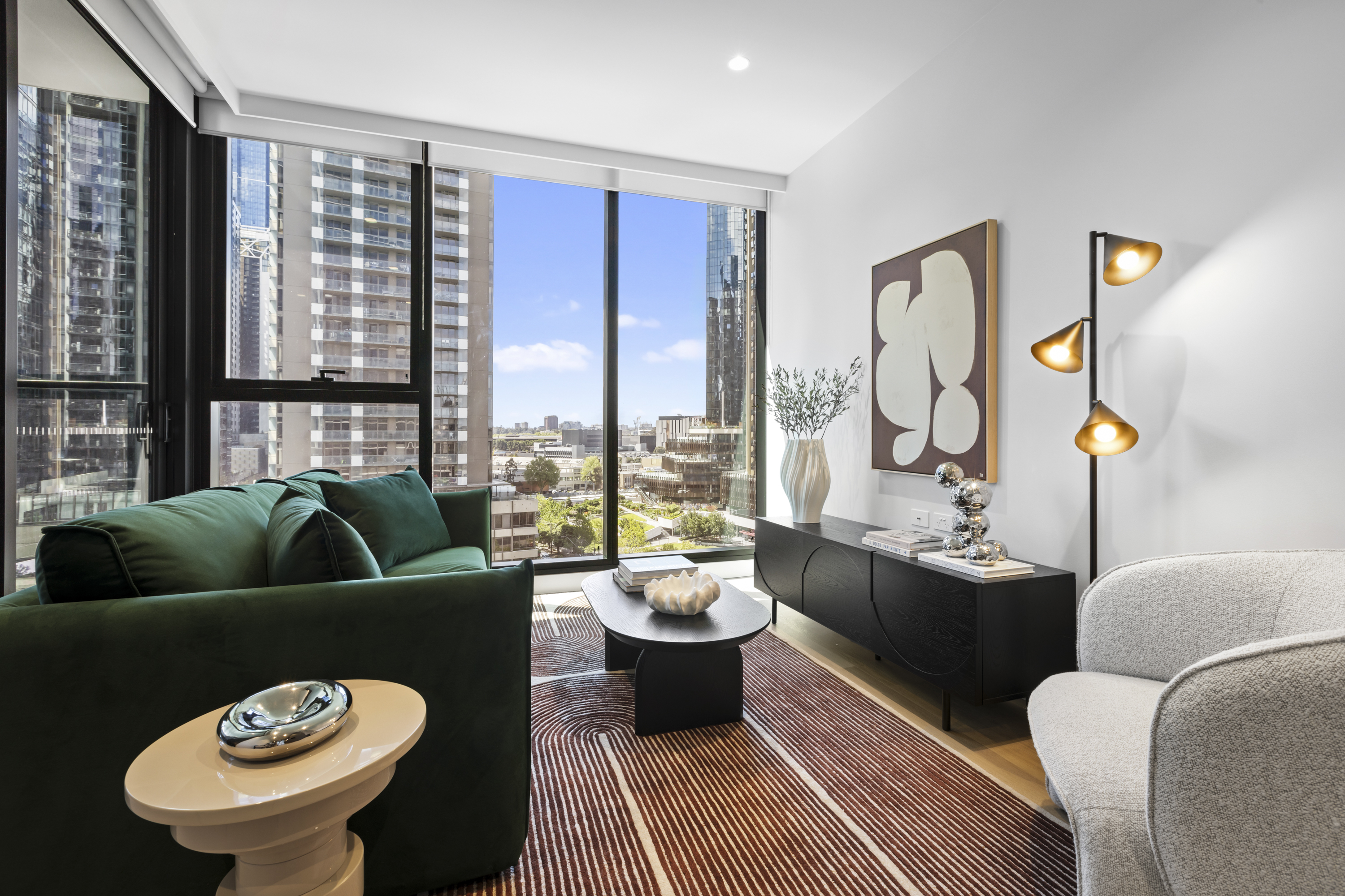 1 Bedroom · Skyline at Indi Southbank — photo 2