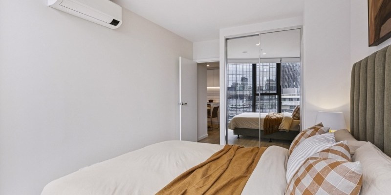 2 Bed 2 Bath Apartment (F) — photo 4
