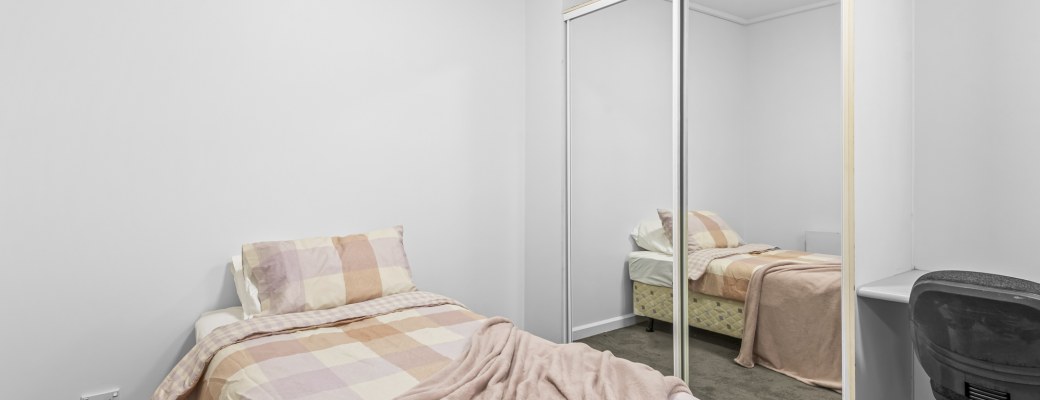 1 Bedroom Apartment — Small — photo 3
