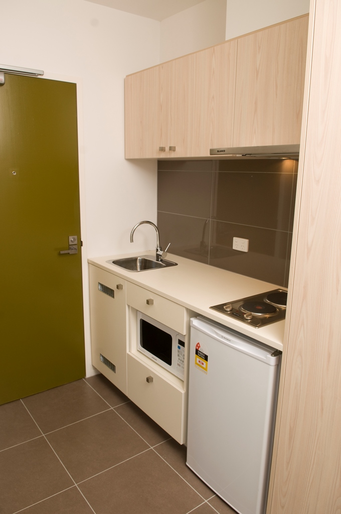 Studio Standard Apartment at Student Living On Cobden — photo 2