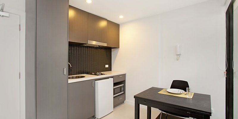 Studio Apartment — Balcony Large — photo 2