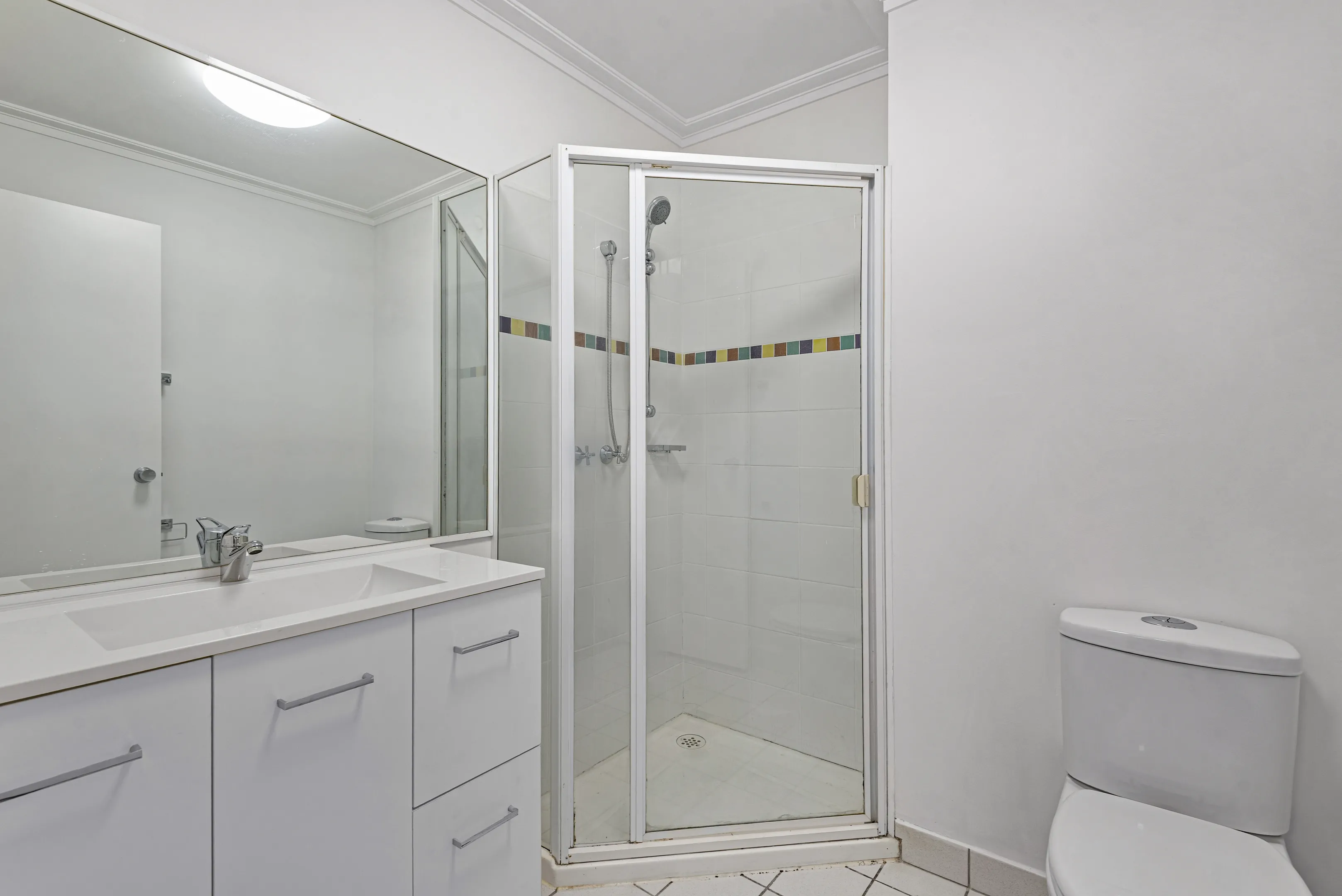 2 Bedroom Apartment — Standard — photo 5