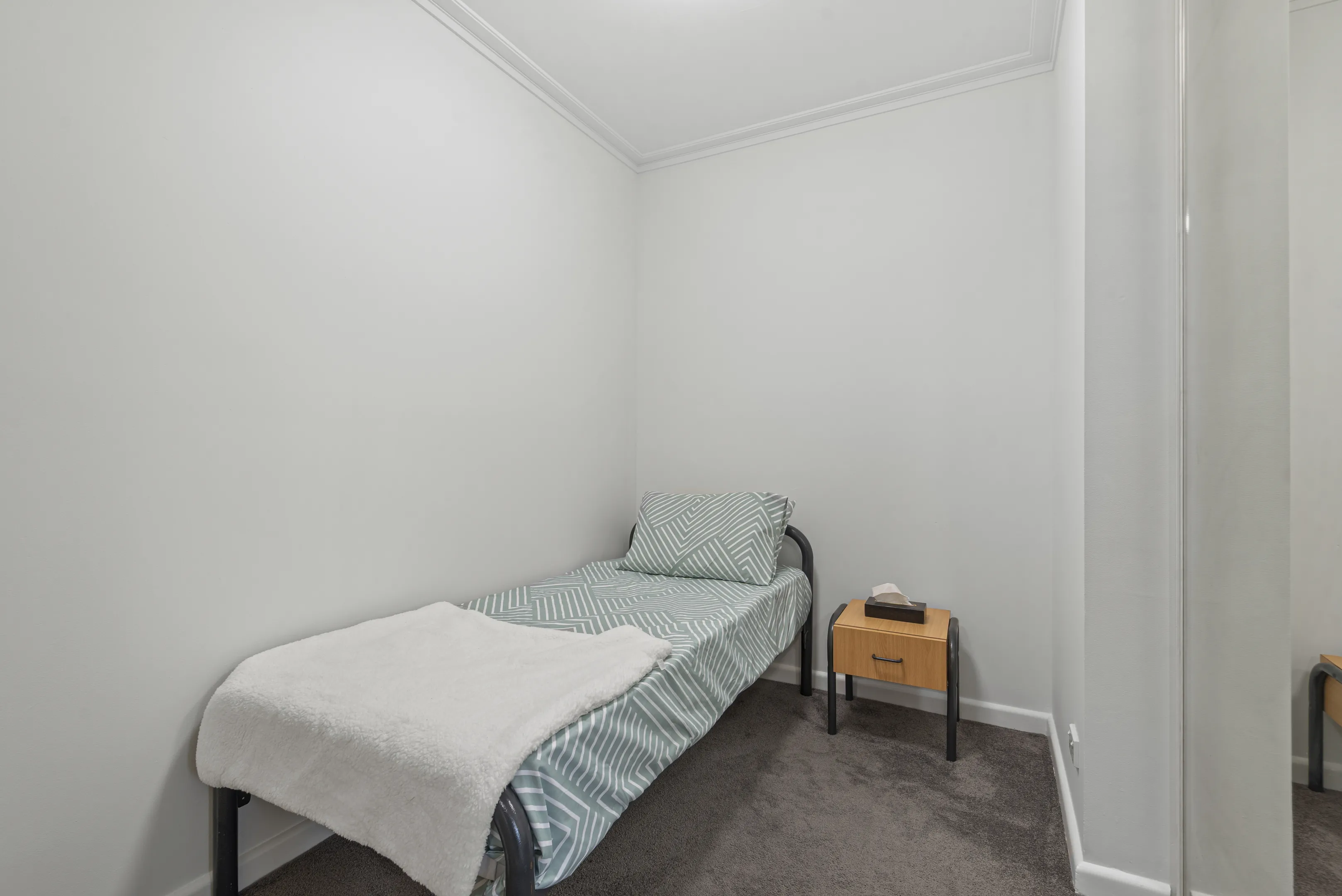 2 Bedroom Apartment — Standard — photo 3