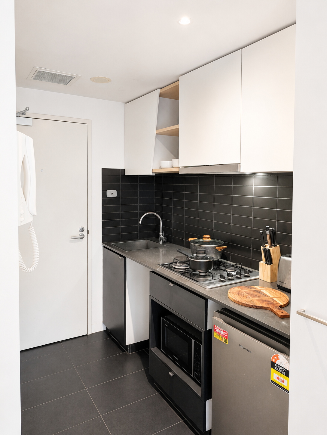One Bedroom Apartment at Student Living On Villiers — photo 4