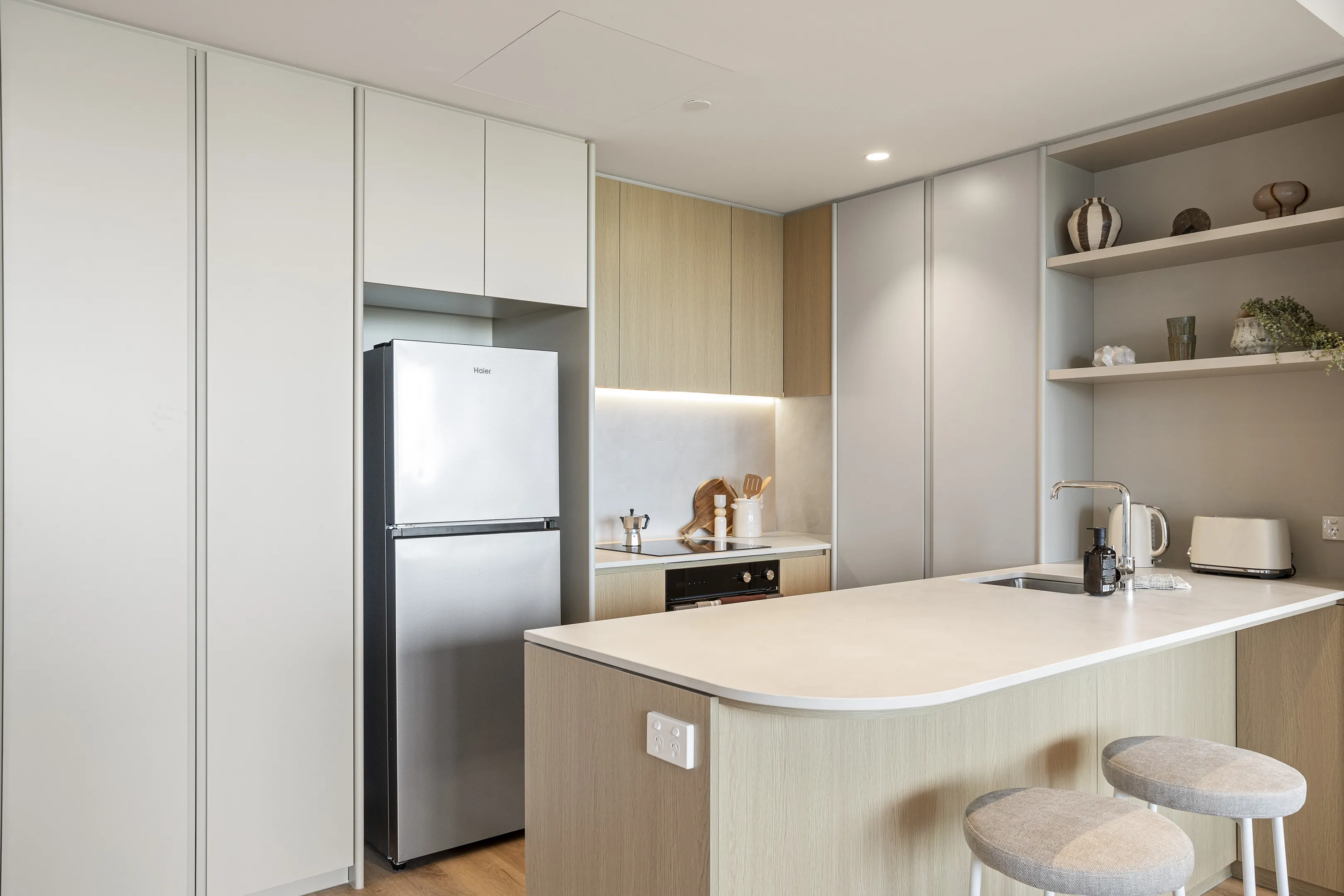 1 Bedroom Apartment Unfurnished — photo 4