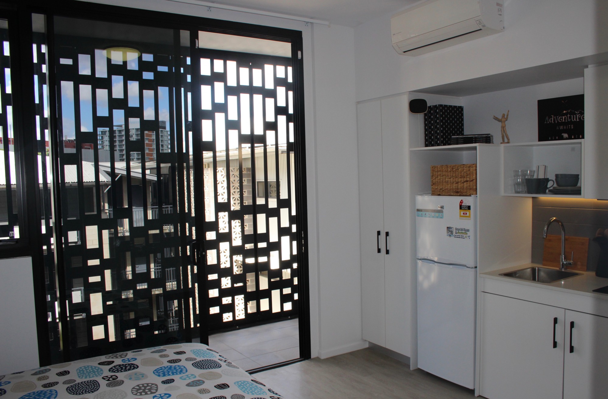 Studio Apartment at UniLodge School Street Studios — photo 5