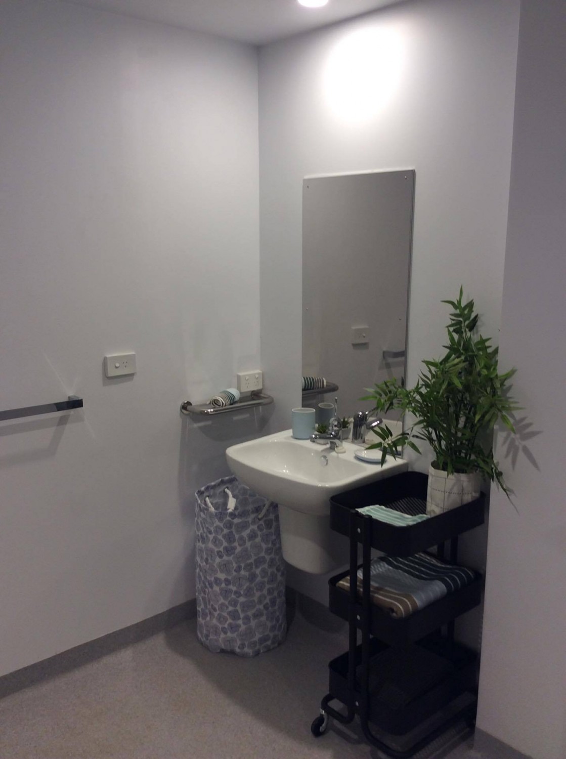 Studio Apartment at UniLodge School Street Studios — photo 3