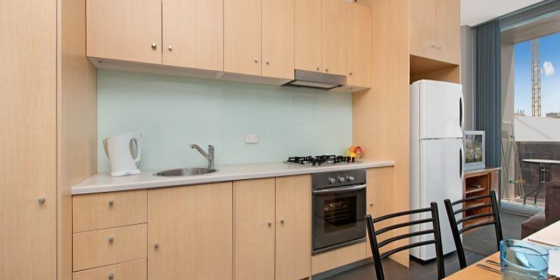 2 bedroom - unfurnished — photo 2