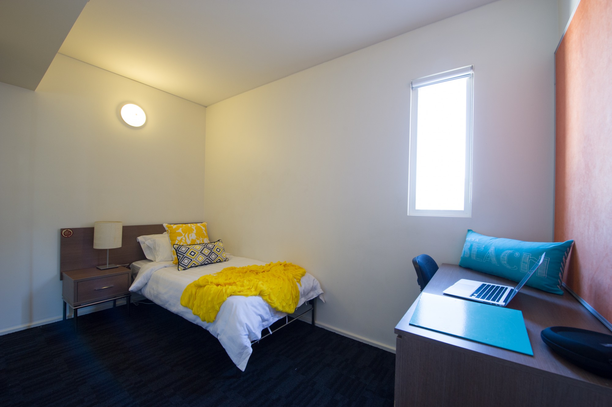 1 Bedroom within a 3 Bedroom Apartment at Student Living - East West — photo 3