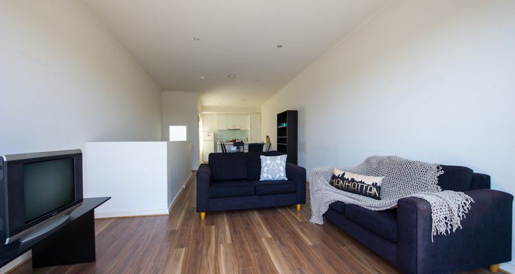 3 bdr + 1 bath Townhouse — photo 2