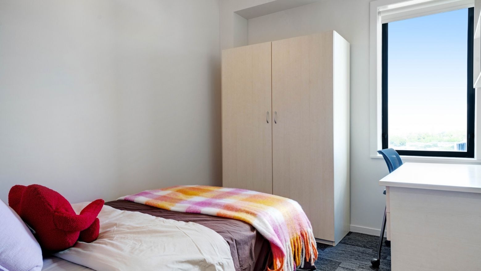 Studio Apartment at UniLodge Wellesley Apartments — photo 4