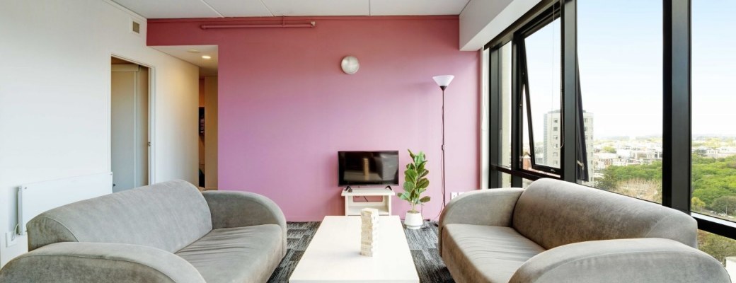 Room in a 5 Bedroom Apartment Small — photo 4